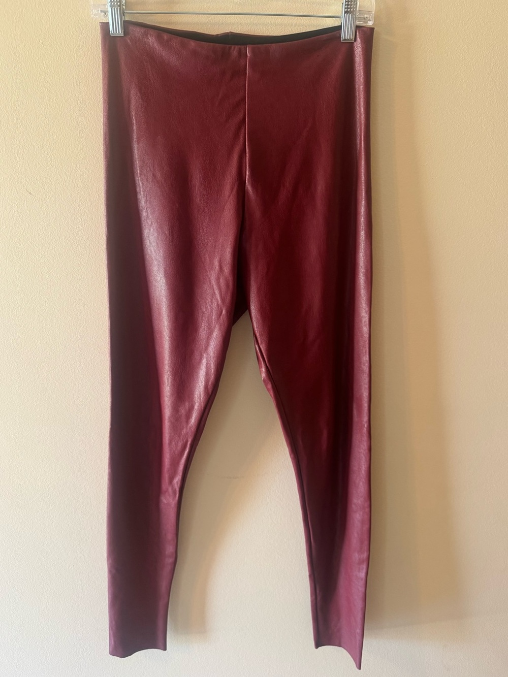 Commando Women’ Faux Leather Leggings - Crimson